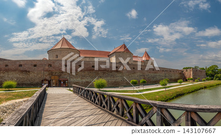Fagaras Fortress Panoramic View Bridge Moat Golden Cathedral Romania Fagaras Fortress Panoramic View Bridge Moat Golden Cathedral Romania 143107667