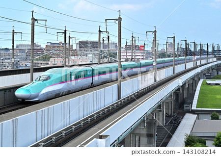 Railway JR East: Tohoku/Akita Shinkansen Hayabusa No. 16/Komachi No. 16 E5 series + E6 series Railway JR East: Tohoku/Akita Shinkansen Hayabusa No. 16/Komachi No. 16 E5 series + E6 series 143108214