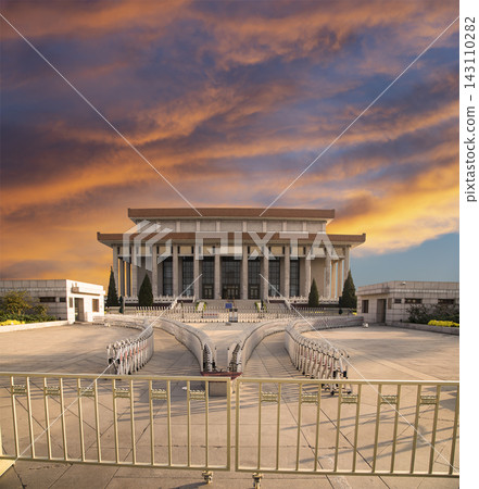 Mausoleum of Mao Zedong (against the sunset), Tiananmen Square, Beijing, China Mausoleum of Mao Zedong (against the sunset), Tiananmen Square, Beijing, China 143110282
