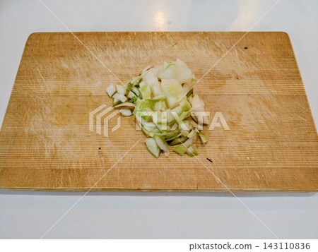 minced onion minced onion 143110836