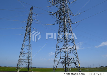 輸電塔高壓交流電 輸電塔高壓交流電 143125415