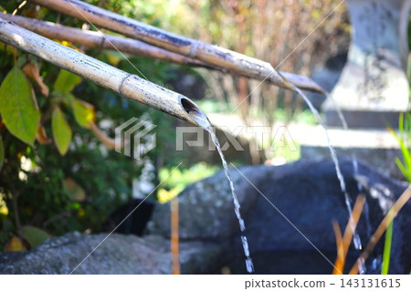 Bamboo fountain Bamboo fountain 143131615