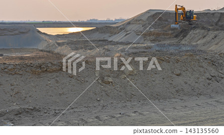 Sand Mining Excavator Machine Sand Mining Excavator Machine 143135560