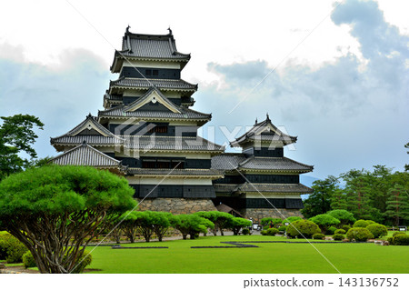 100 famous castles in Japan and Matsumoto castle 143136752
