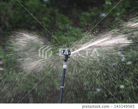 Sprinkler with sprinkler Sprinkler with sprinkler 143149565