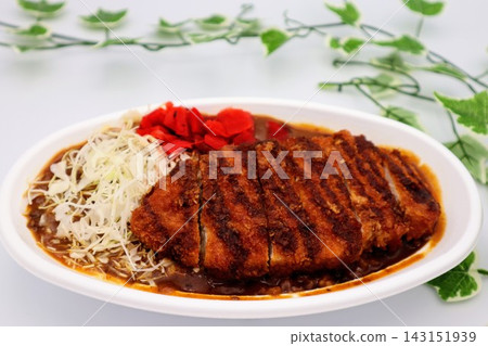 炸肉排咖哩特寫鏡頭 143151939