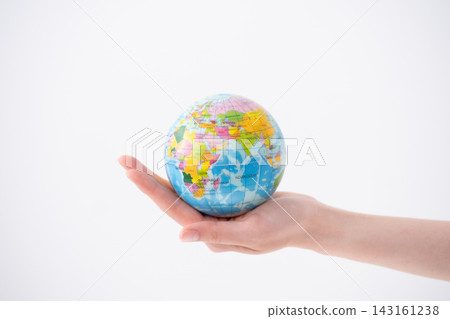 Environmental protection, Earth, at your fingertips Environmental protection, Earth, at your fingertips 143161238