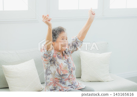 高級女性熱鬧 高級女性熱鬧 143165616