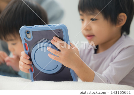 孩子們看片 143165691