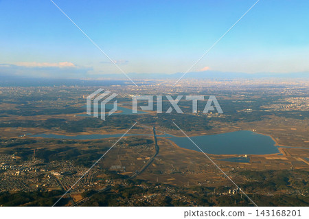 View from above: Narita Yukawa River and Lake Inbanuma (before the levee breach: Narita City, Chiba Prefecture) View from above: Narita Yukawa River and Lake Inbanuma (before the levee breach: Narita City, Chiba Prefecture) 143168201