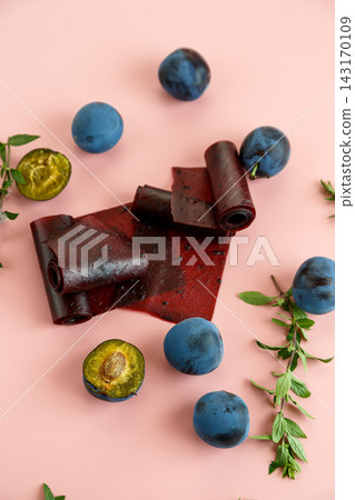 Sweet plum leather with fresh fruit 143170109