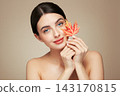 Autumn portrait of beautiful woman with clean fresh skin 143170815