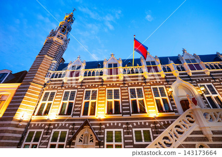 Stadhuis city hall in Alkmaar town centre, Netherlands Stadhuis city hall in Alkmaar town centre, Netherlands 143173664