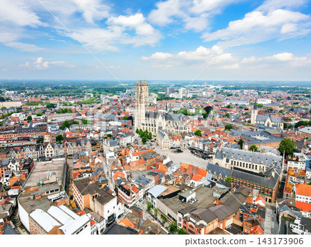 Aerial cityscape view of the city center in Mechelen, Belgium 143173906