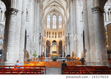 Cathedral of St. Michael and St. Gudula interior in Brussels, Belgium Cathedral of St. Michael and St. Gudula interior in Brussels, Belgium 143174019