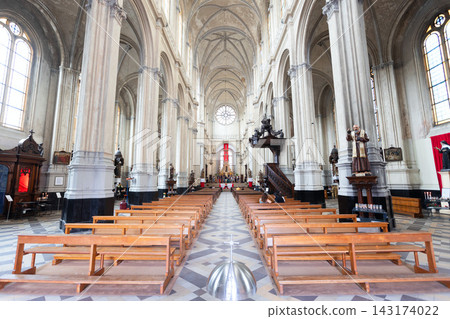 Saint Catherine Church interior in Brussels, Belgium Saint Catherine Church interior in Brussels, Belgium 143174022
