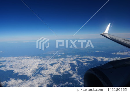 從飛機看見的天空 從飛機看見的天空 143180365