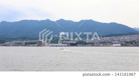宮島, 嚴島神社, 安藝, 廣島, JR西日本宮島渡輪, 宮島街景, 嚴島神社大鳥居門, 廣島灣, 瀨戶內海 宮島, 嚴島神社, 安藝, 廣島, JR西日本宮島渡輪, 宮島街景, 嚴島神社大鳥居門, 廣島灣, 瀨戶內海 143181967