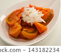 Tomato and onion salad, home-cooked meal, wife's home cooking, home-style cooking, our family's taste, lovingly prepared meal, dinner, supper, family dinner table 143182234