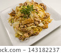 Vegetable yakisoba, home cooking, wife's cooking, home-style cooking, our family's taste, loving cooking, dinner, supper, family dinner table 143182237