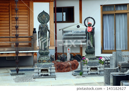 Saikoin Temple (Soka) Saikoin Temple (Soka) 143182627