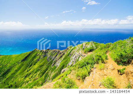 《Hawaiian Scenery》A breathtaking panoramic view from the top of Koko Head 《Hawaiian Scenery》A breathtaking panoramic view from the top of Koko Head 143184454