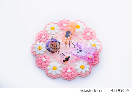 手工製作的萬聖節樹脂飾品 手工製作的萬聖節樹脂飾品 143195009