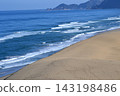 從鳥取沙丘看到的日本海和海岸線 143198486