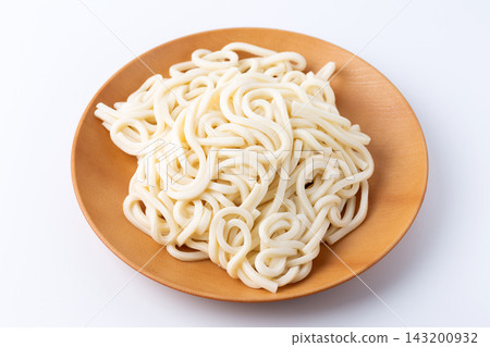 Boiled udon noodles Boiled udon noodles 143200932