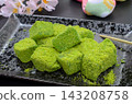 Delicious matcha warabi mochi 143208758