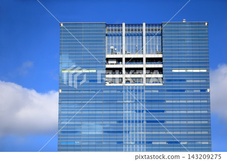 Blue sky and skyscraper 143209275