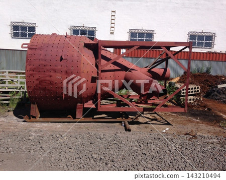 Large metallic horizontal cylindrical storage tank Stock Photo Large metallic horizontal cylindrical storage tank Stock Photo 143210494
