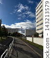 The cityscape and buildings under a refreshing autumn sky. 143213579
