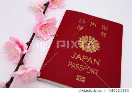 日本護照的特寫 日本護照的特寫 143221583