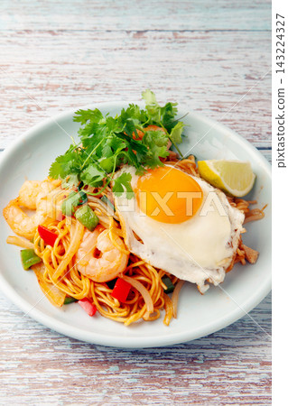Mie goreng Mie goreng 143224327