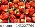 Freshly picked fresh strawberries background 143227769