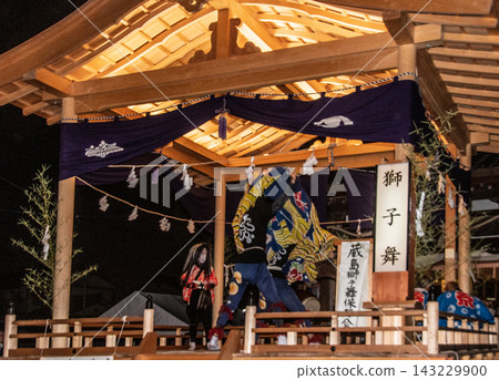 富山市、府中町、中名、熊野神社、越中兒童舞、舞獅 富山市、府中町、中名、熊野神社、越中兒童舞、舞獅 143229900
