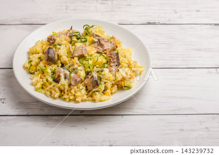 鯖魚罐頭炒飯 鯖魚罐頭炒飯 143239732