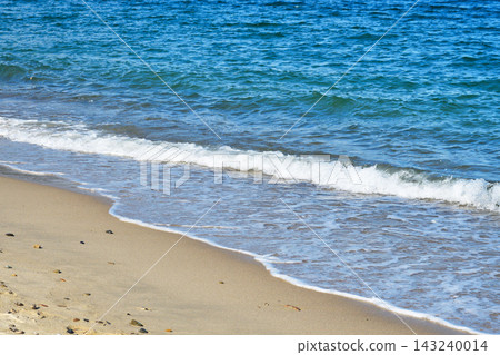 Amanohashidate: A beautiful sea with white sand and green pine trees (Miyazu City, Kyoto Prefecture) Amanohashidate: A beautiful sea with white sand and green pine trees (Miyazu City, Kyoto Prefecture) 143240014