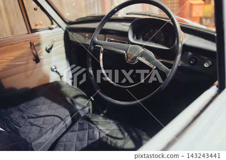 Retro car 143243441