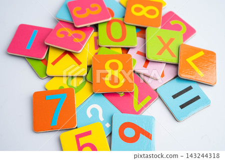 Number wood block cubes for learning Mathematic, education math. Number wood block cubes for learning Mathematic, education math. 143244318