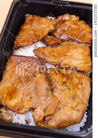 Delicious Hokkaido-style pork bowl bento Delicious Hokkaido-style pork bowl bento 143253580