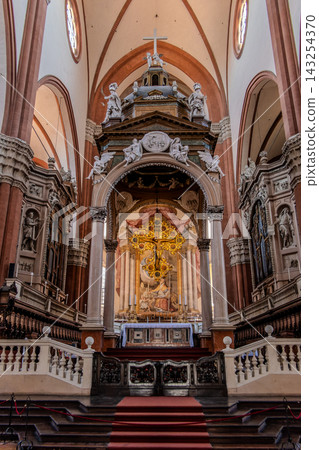 Altar and Ciborium of the Basilica of San Petronio in Bologna Altar and Ciborium of the Basilica of San Petronio in Bologna 143254370