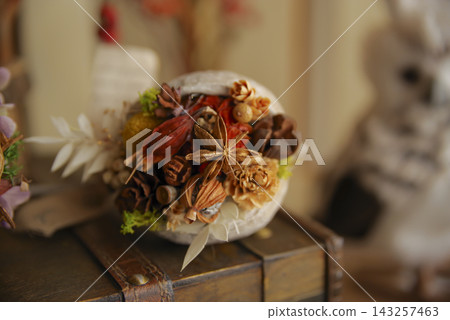 用乾燥花製作的手工製品 用乾燥花製作的手工製品 143257463