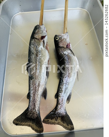 烤魚串 烤魚串 143262682