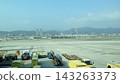 從機場停機坪對面眺望台北市區。 143263373