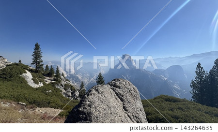 Half Dome, Yosemite National Park, USA Half Dome, Yosemite National Park, USA 143264635