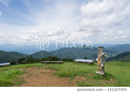 埼玉縣多代拉山頂的夏日景色 埼玉縣多代拉山頂的夏日景色 143267805