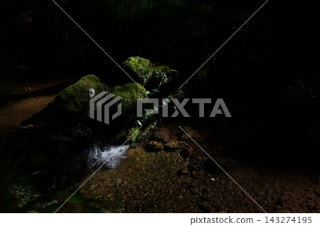 Mossy stones and clear stream Mossy stones and clear stream 143274195