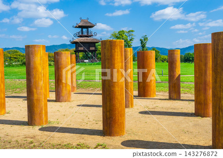 Karako-Kagi Archaeological Park, Tawaramoto Town, Nara Prefecture: Reconstructed large building site Karako-Kagi Archaeological Park, Tawaramoto Town, Nara Prefecture: Reconstructed large building site 143276872